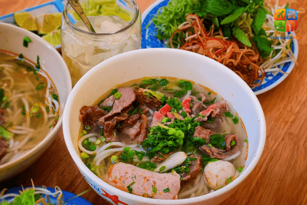 bun-bo-hue-hay-hay